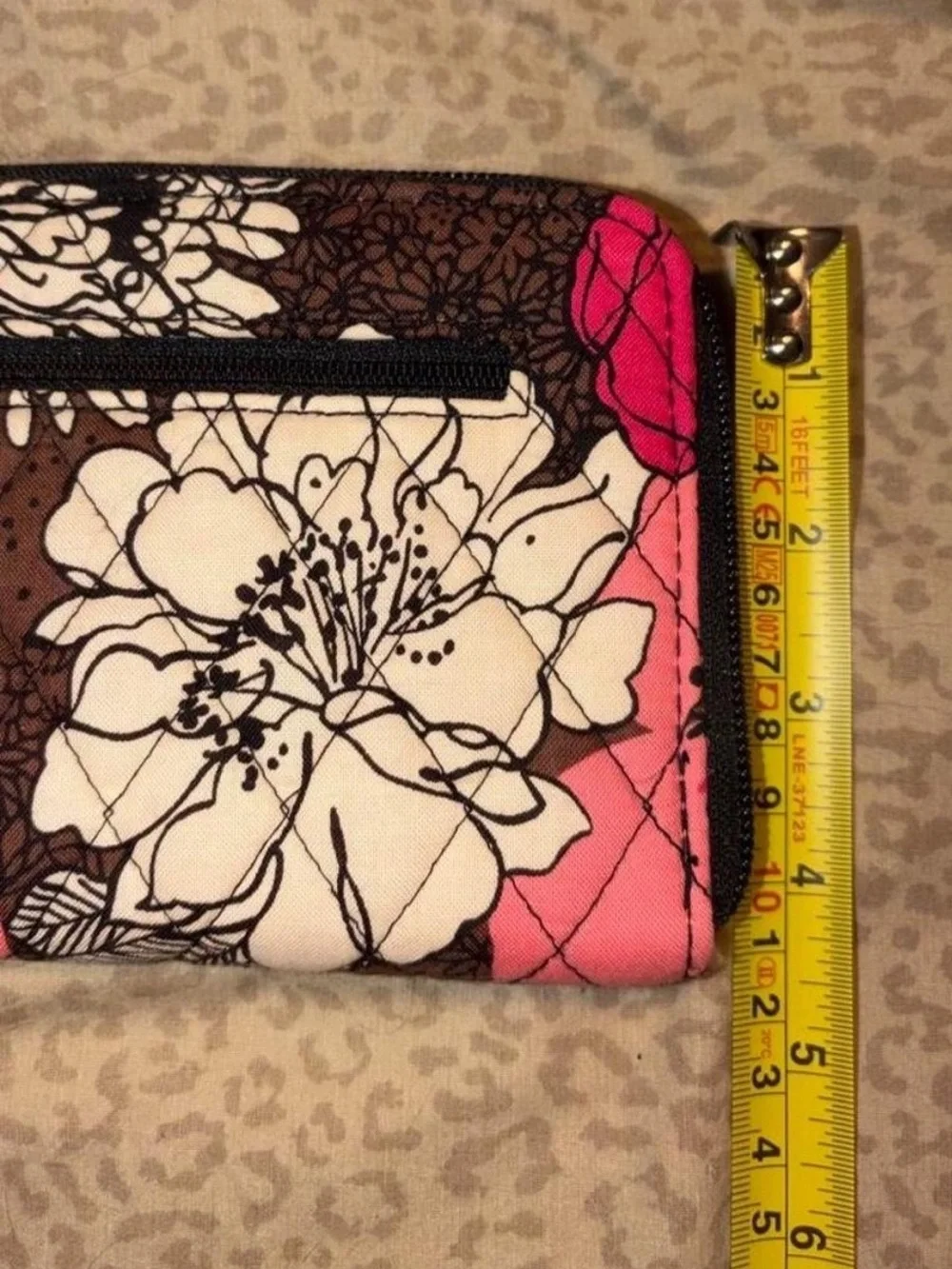 Vera Bradley Wallet Zip Around Retired Mocha Rouge Pattern Chocolate Pink New - Picture 7 of 7